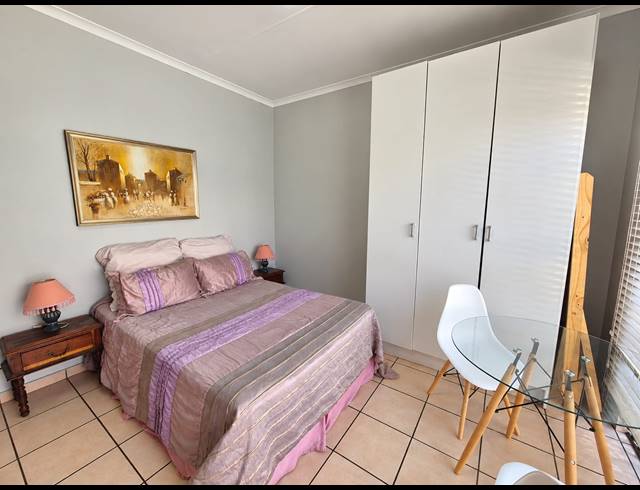 3 BEDROOM HOUSE FOR SALE IN VANDERBIJLPARK SE 2